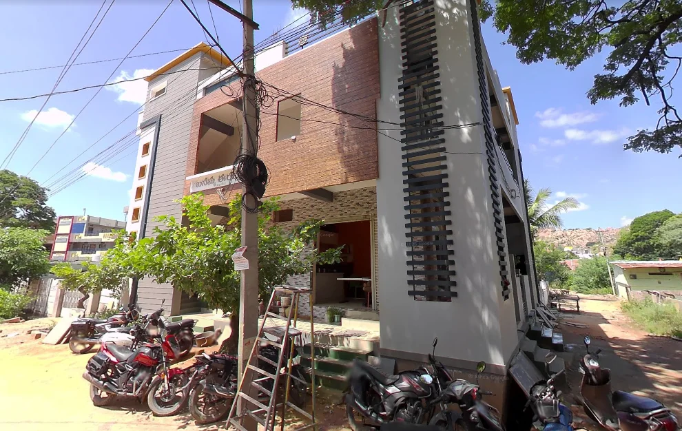 BASAMMA HOSTEL FOR MEN